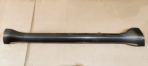1WC94TRMAA Jeep Grand Cherokee Sill