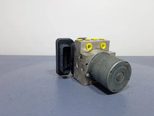 61230412 BMW X5 F15 ABS Pump