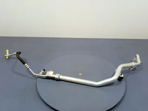 9868407 BMW X3 E83 Air conditioning (A/C) pipe/hose