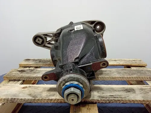 9846361 BMW X7 G07 Rear differential