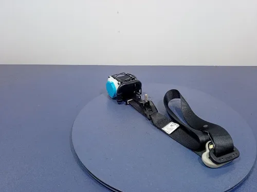 TKAH3EH983 Mazda CX-5 Front seatbelt