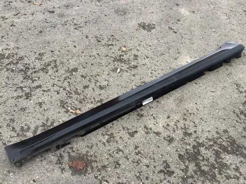 7357127 BMW 7 G11 G12 Sill