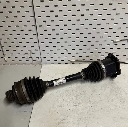 8W0407341B Audi A4 S4 B9 Front driveshaft