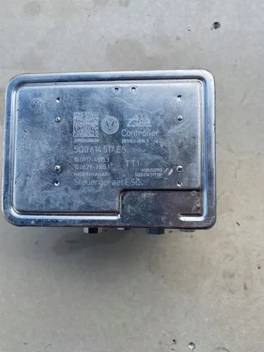 5Q0614517ES Volkswagen T-Roc ABS Pump