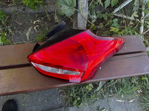 F1EB13404Bc Ford Focus Rear/tail lights