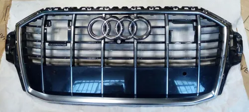 4M0853651AG Audi Q7 4M Front bumper upper radiator grill