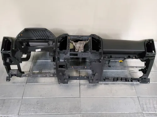 2325756X8B Ford F150 Dashboard