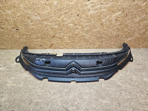 9816749780 Citroen Berlingo Front bumper upper radiator grill