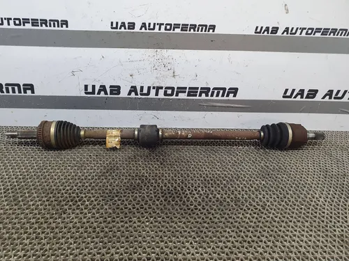 49501A6300 Hyundai i30 Front driveshaft