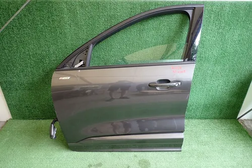 AA112066 Ford Kuga III Front door