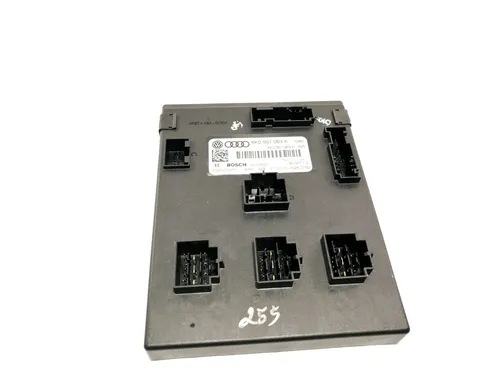 8K0907063K Audi A5 8T 8F Comfort/convenience module