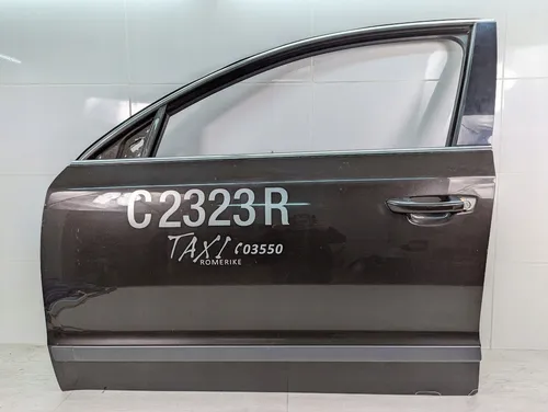 3T0831055 Skoda Superb B6 (3T) Front door