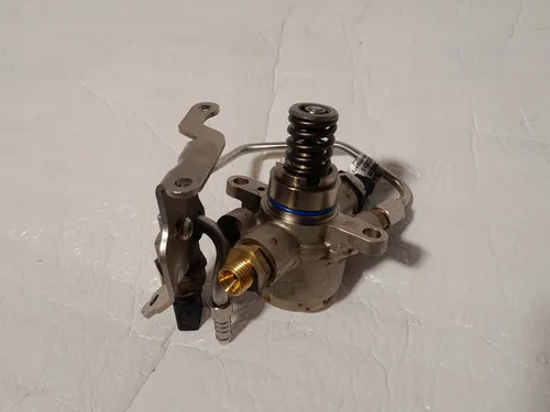 06M127503M Audi A5 Fuel injection high pressure pump