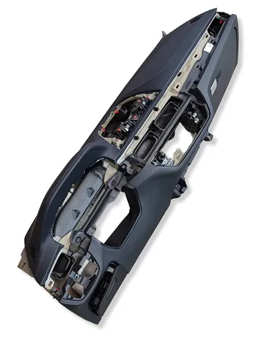 6832913 BMW 5 G30 G31 G38 Dashboard