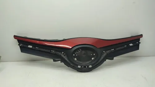53101-0D660 Toyota Yaris Front grill