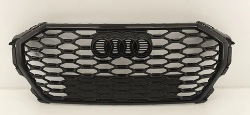 83F853651B Audi Q3 F3 Front grill