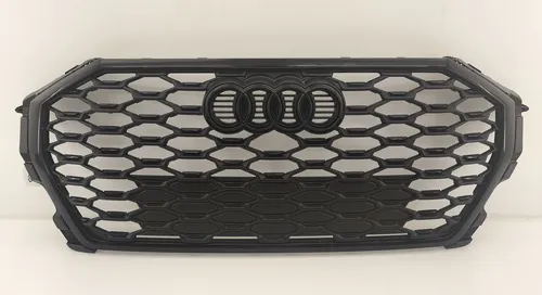 83F853651B Audi Q3 F3 Front grill