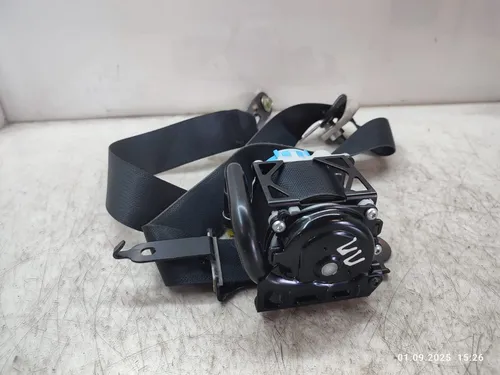 0541062 Mazda CX-5 Front seatbelt