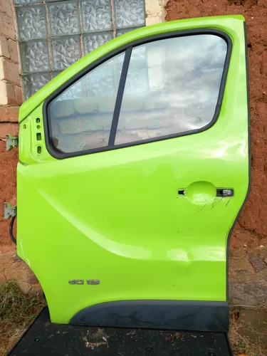 806747016R Renault Trafic III (X82) Front door