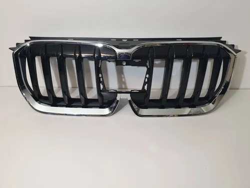 9883426 BMW X1 U11 Front grill