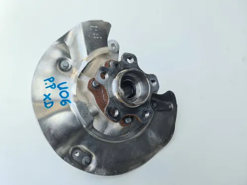 6890172 BMW 2 Active Tourer U06 Front wheel hub spindle knuckle