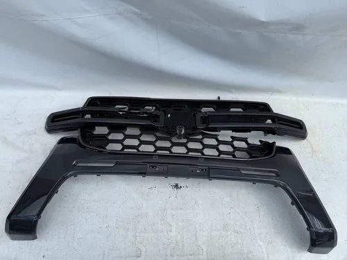 N1WB17G799DA Ford Ranger IV Front bumper upper radiator grill