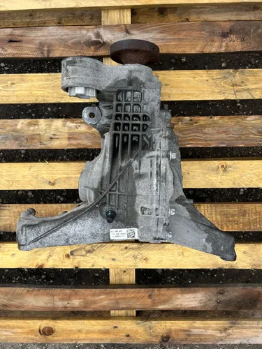 0D2500043 Audi Q7 4M Rear differential