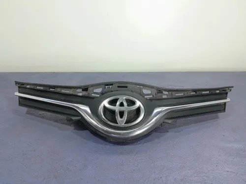 53101-0D660 Toyota Yaris Front grill
