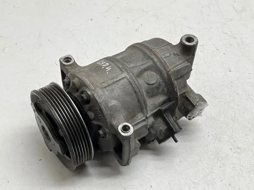 5Q0816803F Volkswagen Caddy Air conditioning (A/C) compressor (pump)