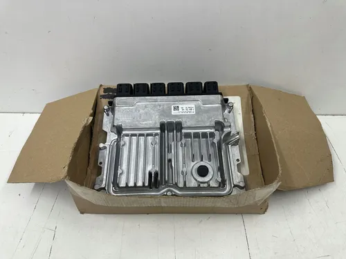 782473101 BMW X1 F48 F49 Engine control unit/module ECU