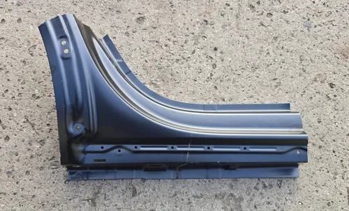 83A809840 Audi Q3 F3 Sill