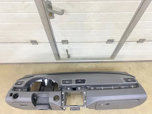3AB857003R Volkswagen PASSAT B7 Dashboard