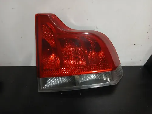 160998 Volvo S60 Rear/tail lights