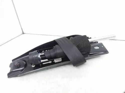 39865061 Volvo V70 Front seatbelt