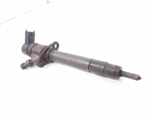 8658352 Volvo V70 Fuel injector
