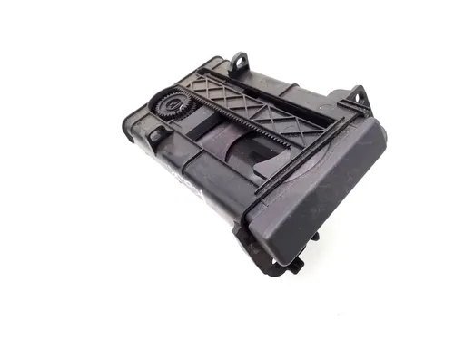 5562002090 Toyota Auris 150 Cup holder