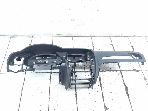 8K1857041 Audi A4 S4 B8 8K Dashboard