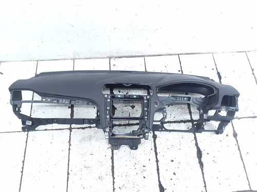 Ds73f045p81 Ford Mondeo MK V Dashboard