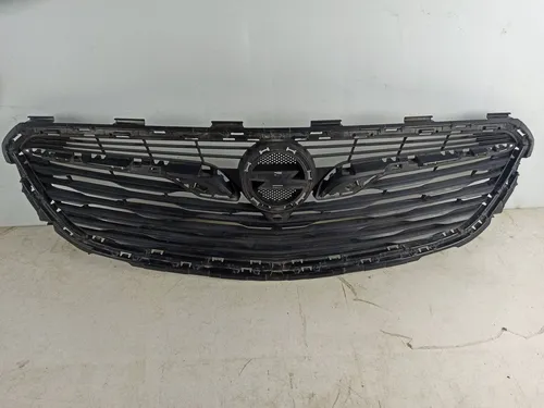13491195 Opel Insignia B Front bumper upper radiator grill