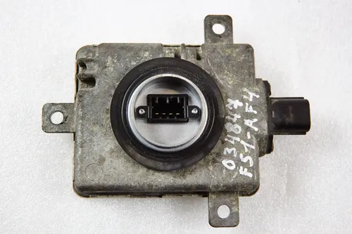 W3T15671 Mazda 5 Xenon control unit/module