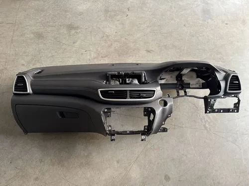 84721D7BA0 Hyundai Tucson TL Dashboard