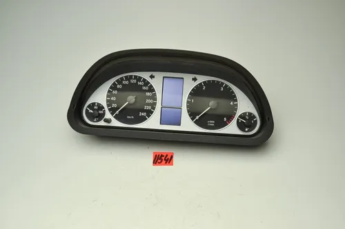 A1695402511 Mercedes-Benz B W245 Speedometer (instrument cluster)