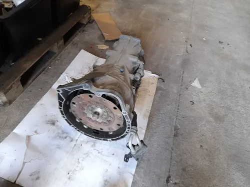 7616523 BMW 5 GT F07 Automatic gearbox
