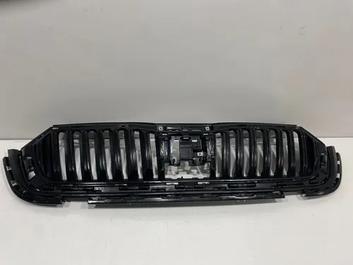 5E3853653 Skoda Octavia Mk4 Front grill