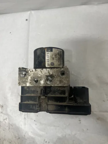 1K0907379P Volkswagen Golf V ABS Pump