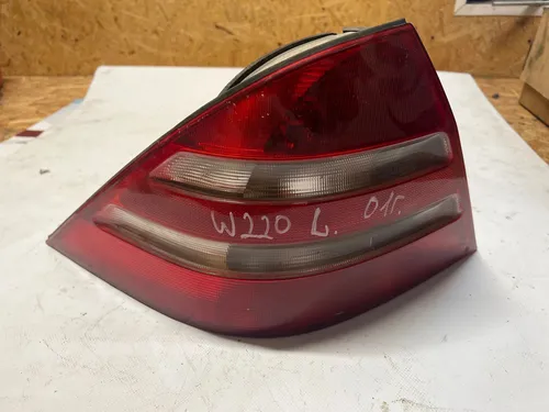 A2208200164 Mercedes-Benz S W220 Rear/tail lights
