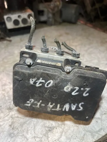 589102B350 Hyundai Santa Fe ABS Pump