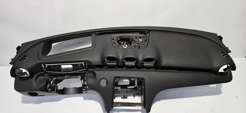 Mercedes-Benz C W206 Dashboard
