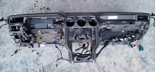 FR3B-6304319-A Ford Mustang VI Dashboard
