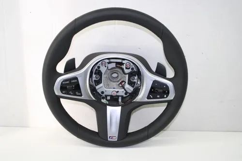 1123221 BMW X7 G07 Steering wheel